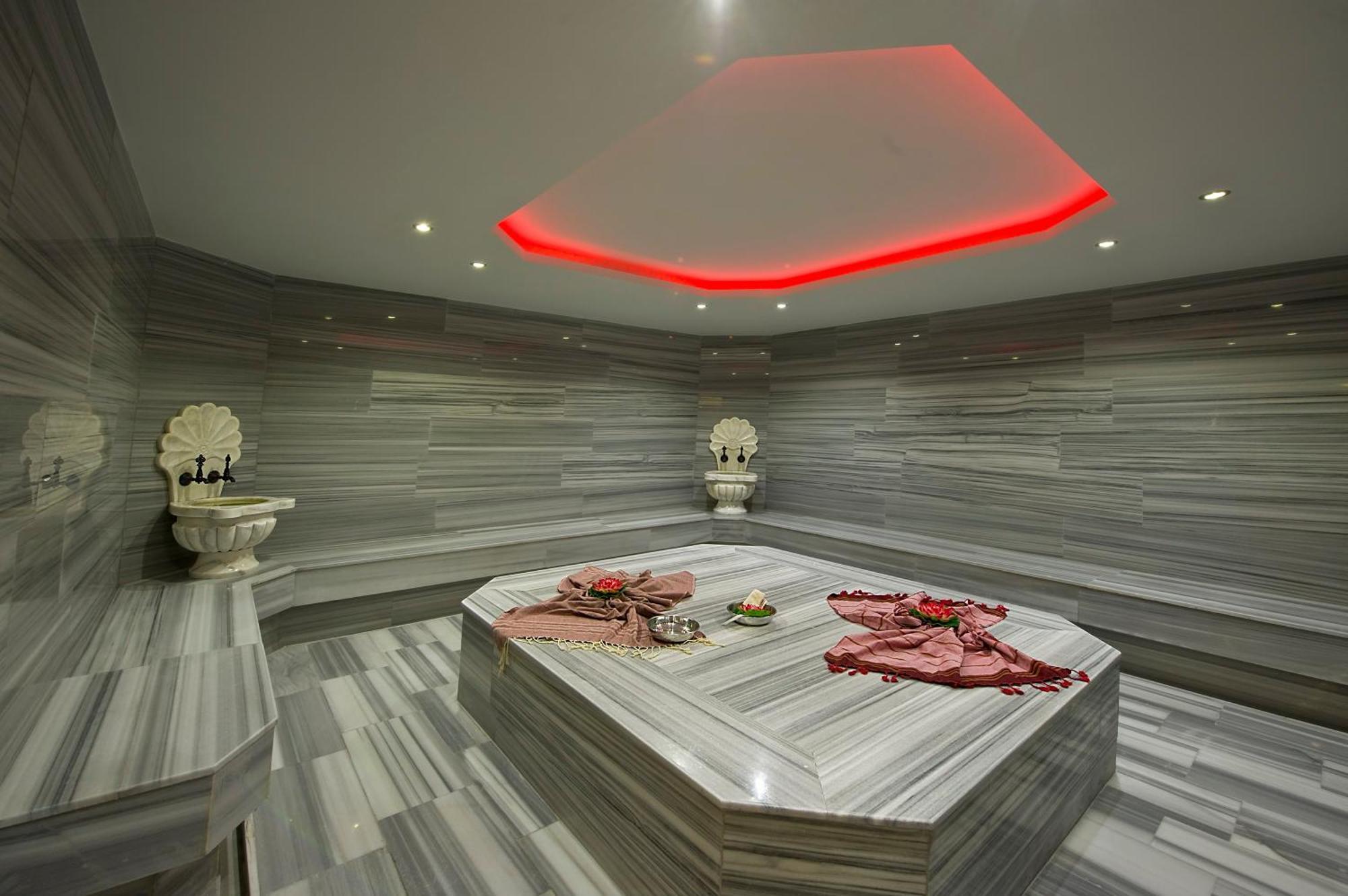 Askoc Hotel & Spa Istanbul Bagian luar foto