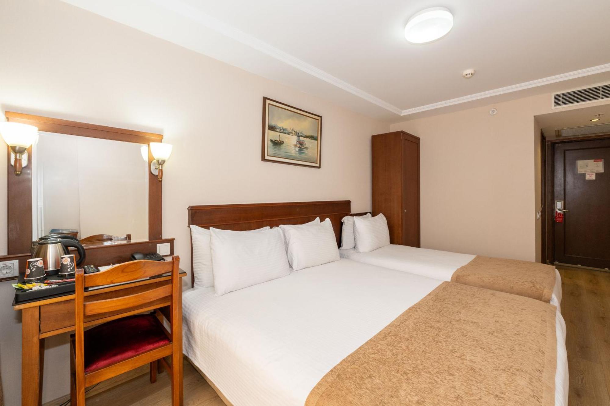Askoc Hotel & Spa Istanbul Bagian luar foto