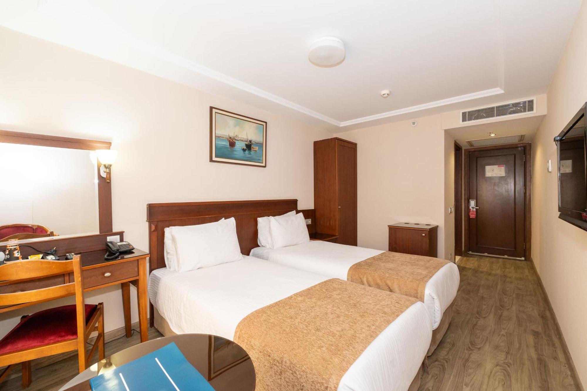 Askoc Hotel & Spa Istanbul Bagian luar foto